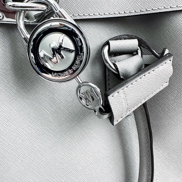 Michael Kors Shoulder Chain Bag - Business/ Casual/ Everyday - Picture 5 of 10